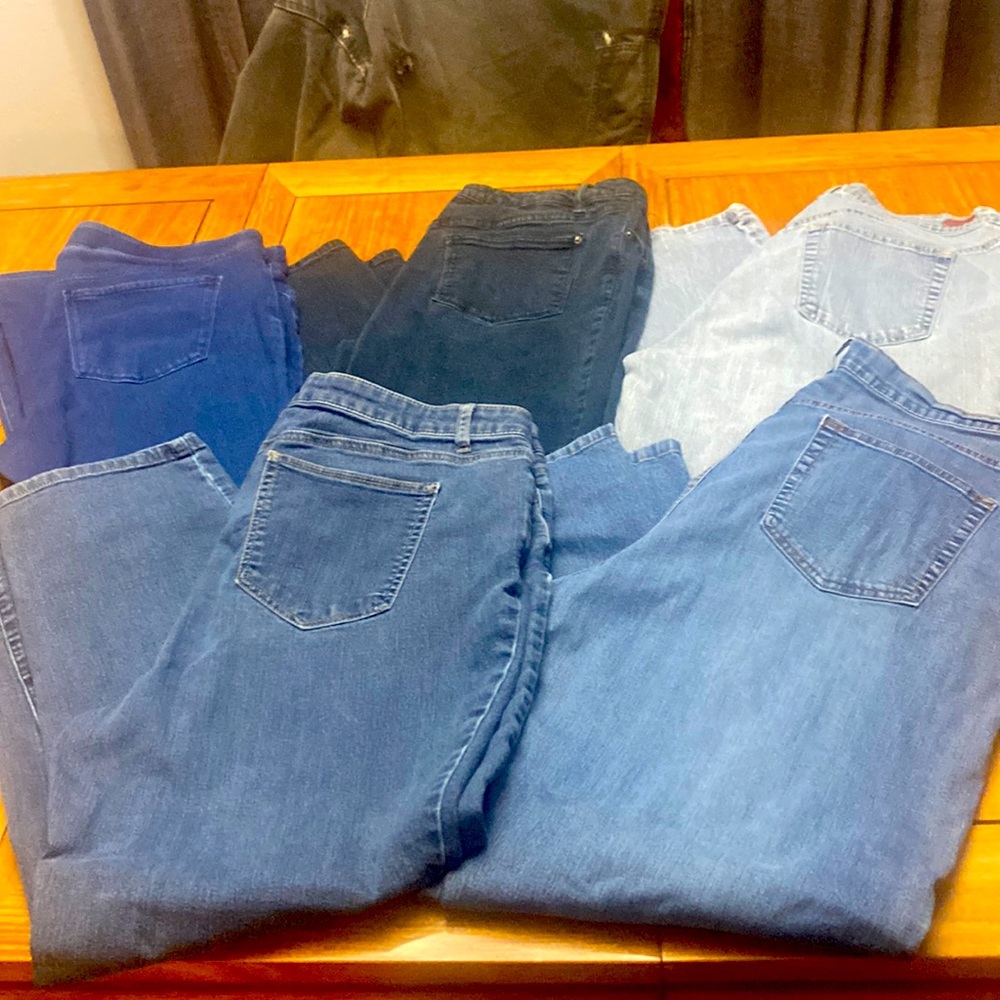 Women’s Jeans. Size 18